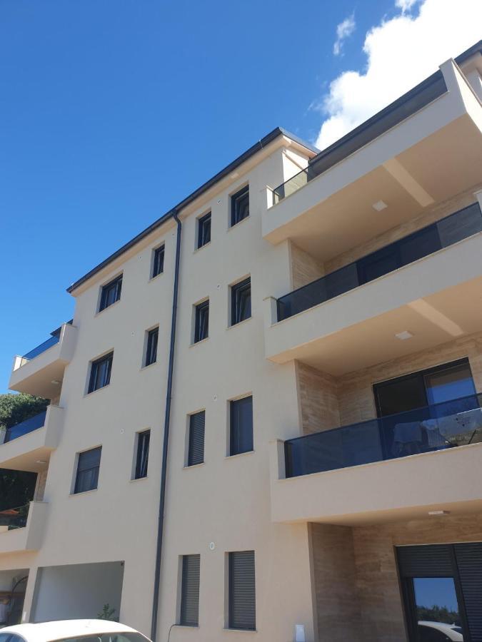 Apartman Bela Тисно Экстерьер фото